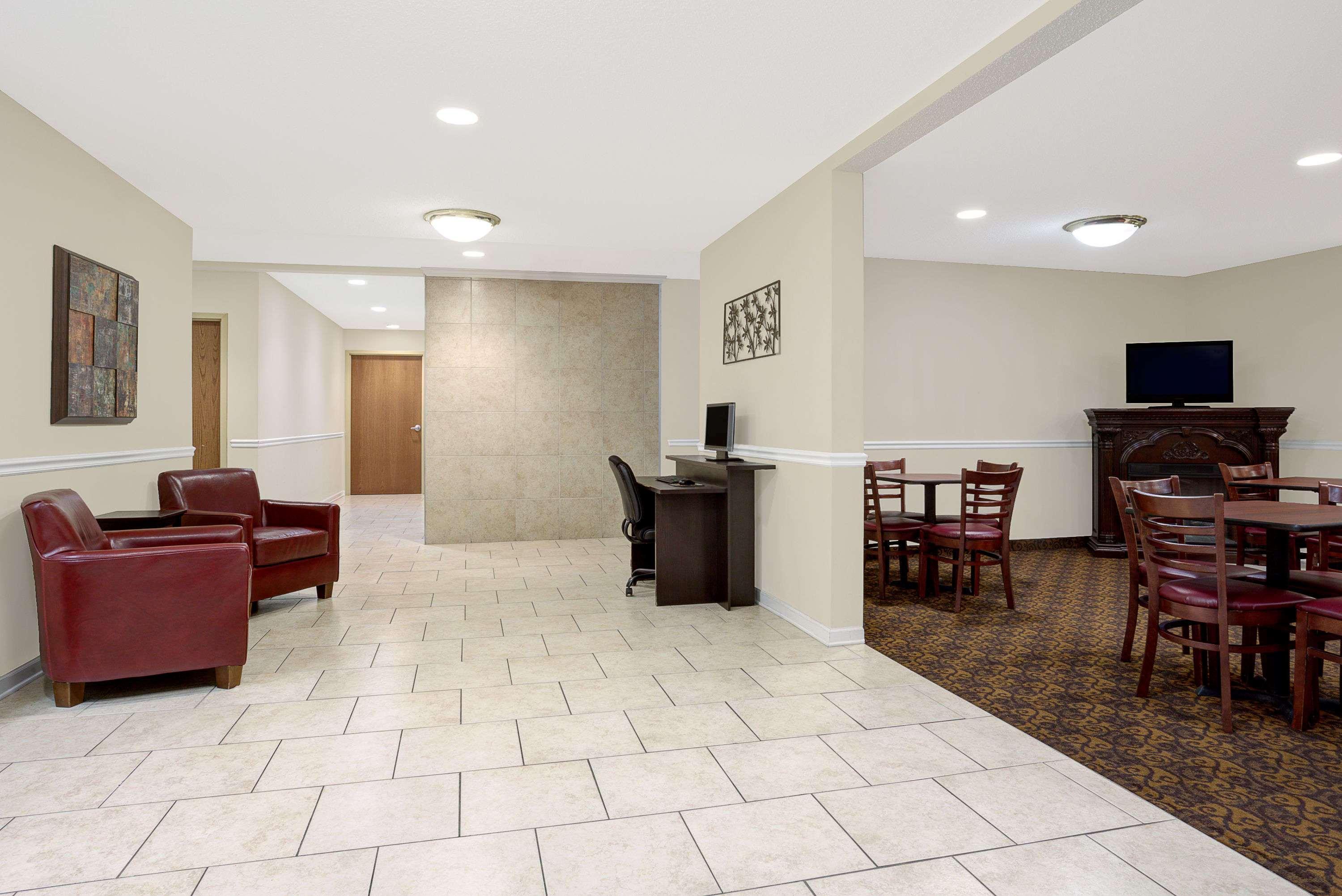Days Inn By Wyndham Greensboro Nc Exteriér fotografie
