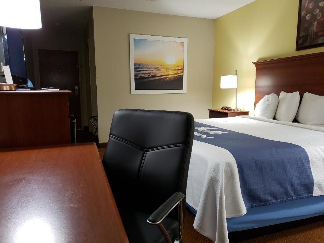Days Inn By Wyndham Greensboro Nc Exteriér fotografie