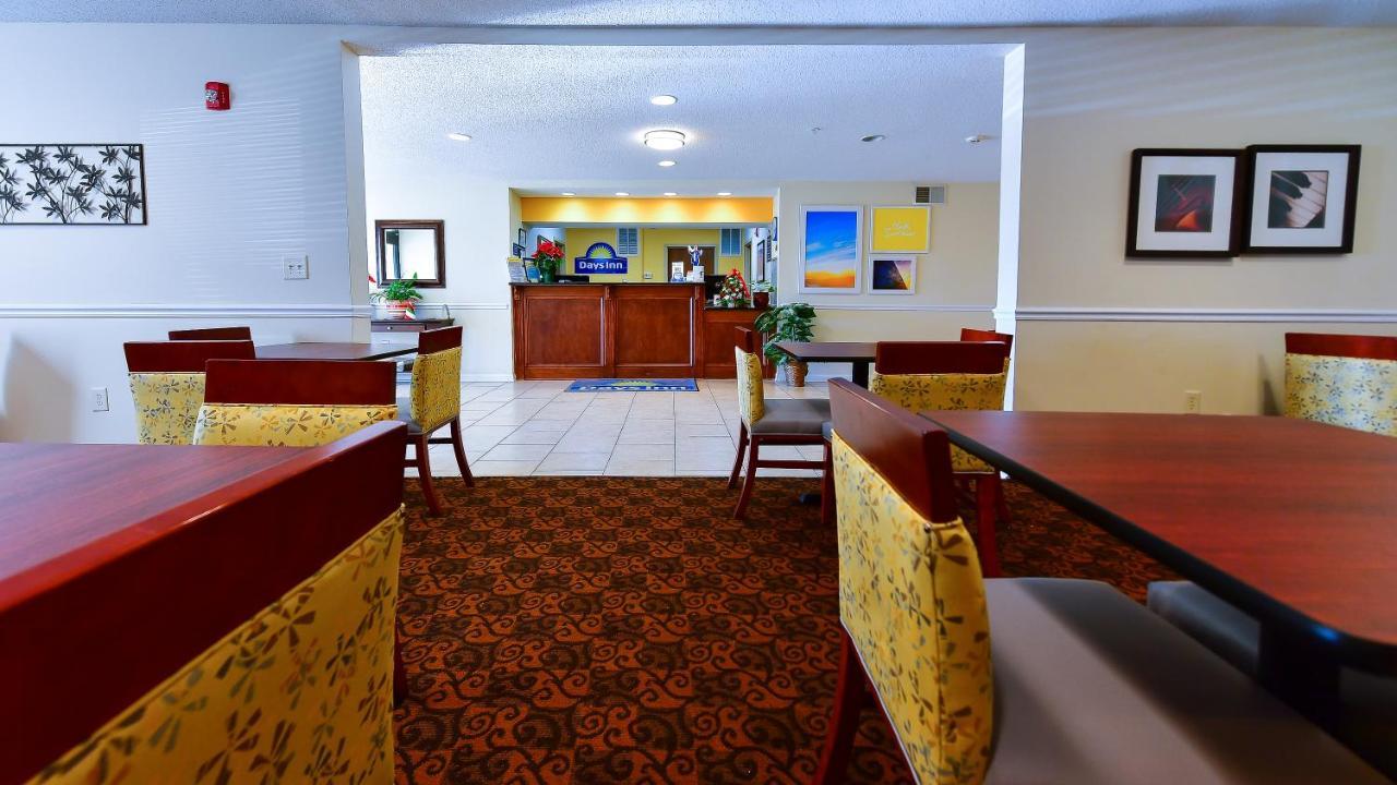 Days Inn By Wyndham Greensboro Nc Exteriér fotografie